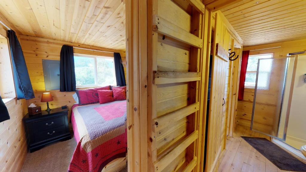 מונטיצ'לו White Pine Cabin By Canyonlands Lodging מראה חיצוני תמונה